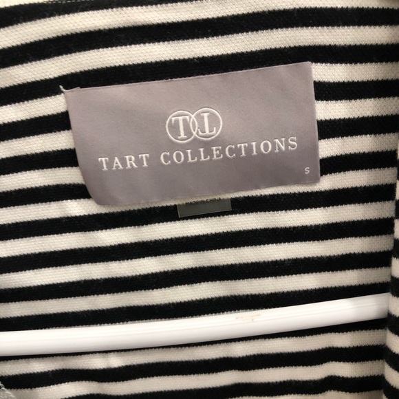 Tart Collections Knit black and white blazer - Picture 4 of 4